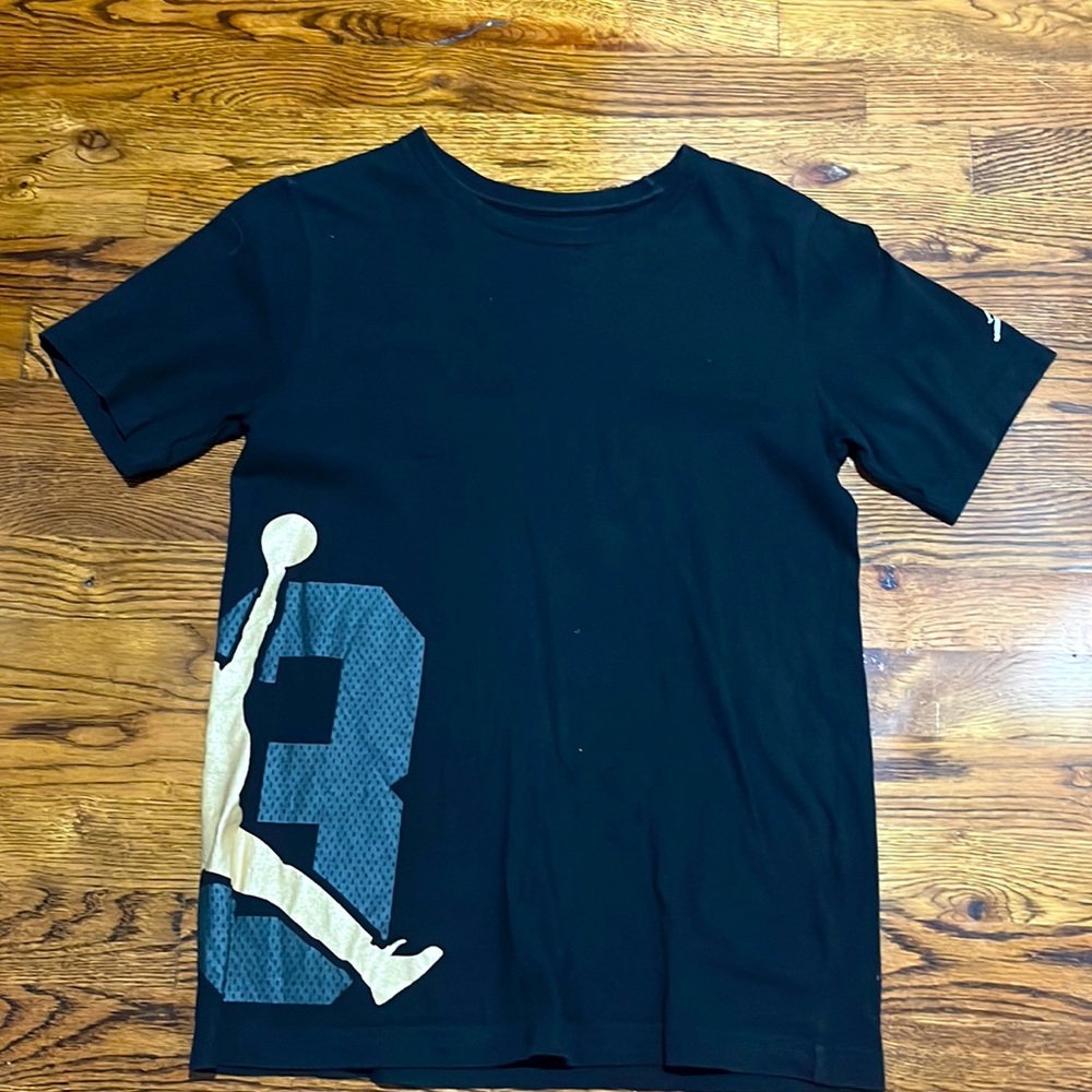 Jordan shirt